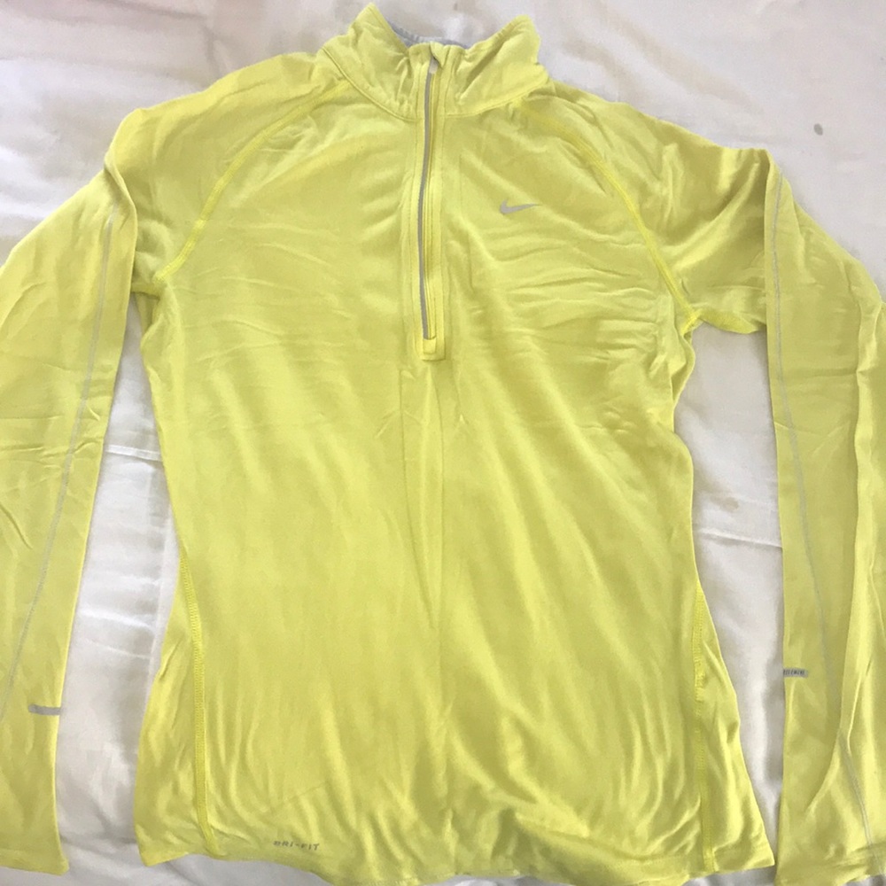 Nike workout top